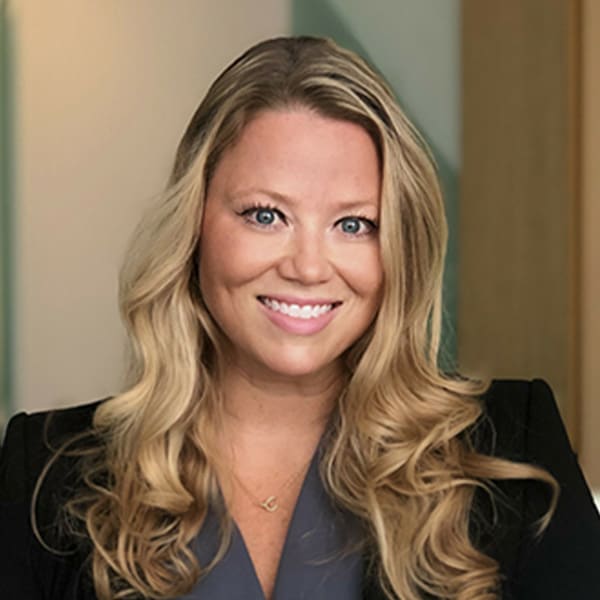 Dr. Raegan Arnason, Boucherville General Dentist